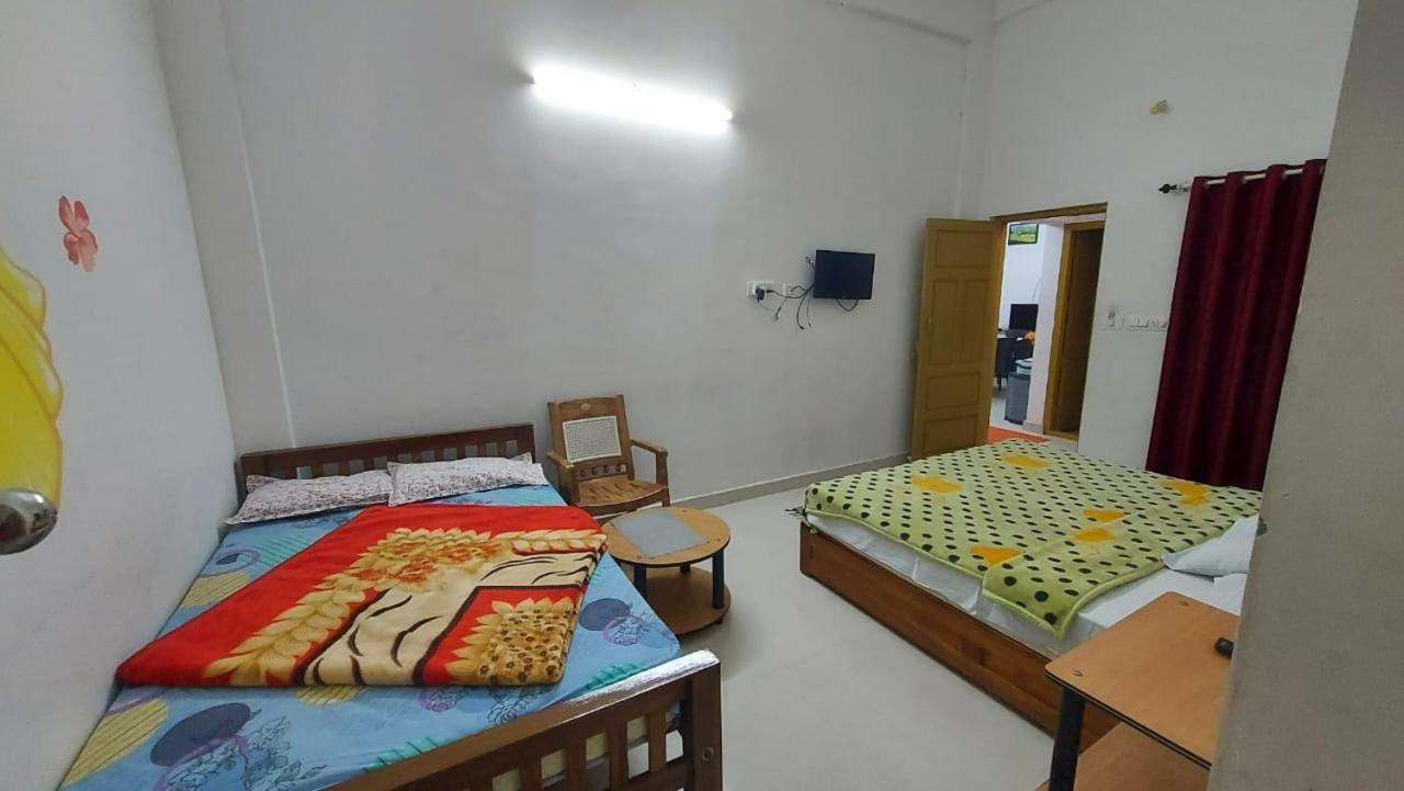Greenpepperhomestay Munnar Anaviratty Екстер'єр фото
